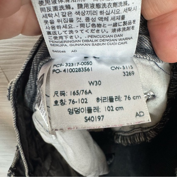 Levi’s 501 Button Fly Cut Off gray Black Aged Grunge Jean Denim Shorts W 30 - Picture 6 of 7